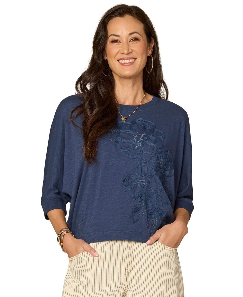 Democracy Women's Embroidered Crew Neck Top Navy Size XL 3769